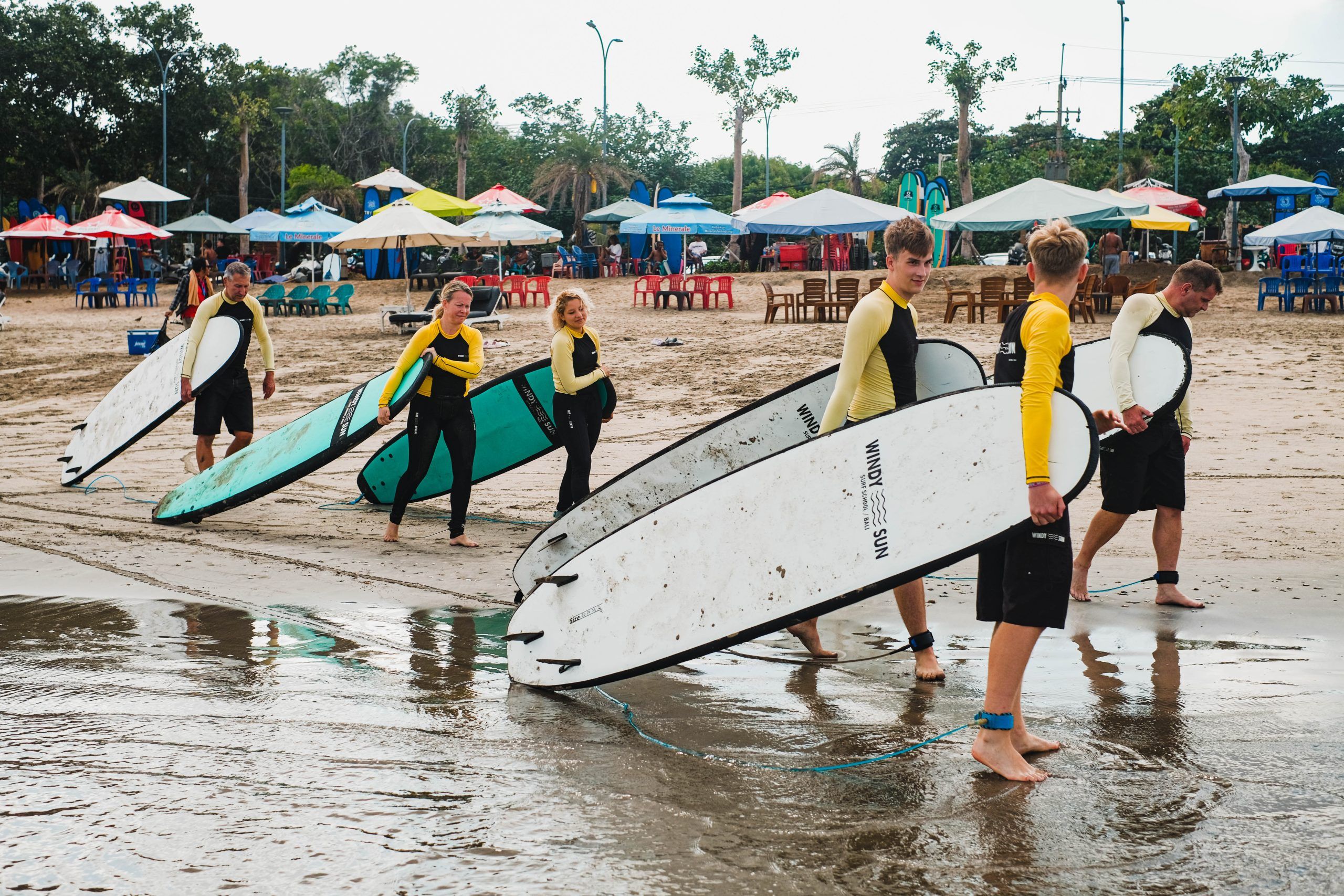 How to Choose the Right Surf Coach in Bali